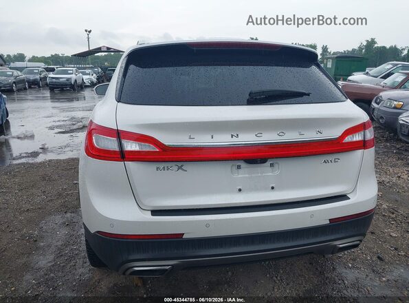 2LMPJ8LR3HBL48924 2017 LINCOLN MKX Белый 