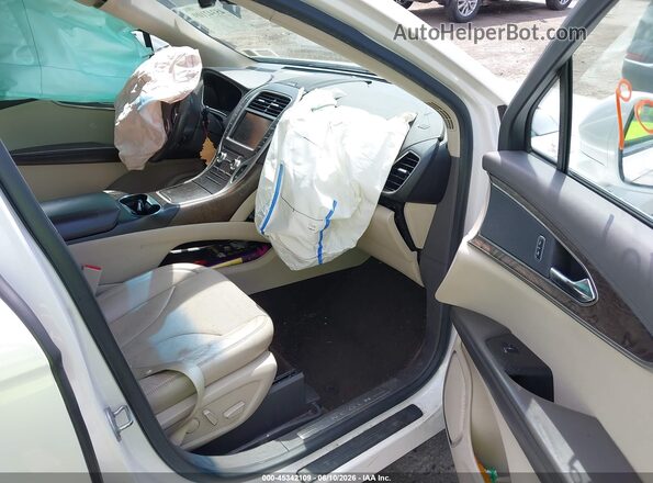 2LMPJ8LR6GBL31291 2016 LINCOLN MKX White Front interior view