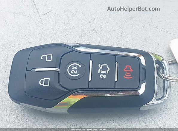 2LMPJ8LR7HBL13996 2017 LINCOLN MKX Black Dashboard view