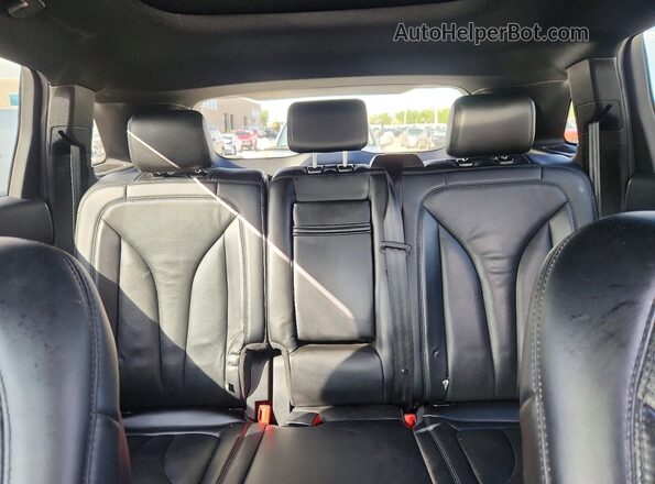 2LMPJ8LR7HBL50658 2017 LINCOLN MKX Black Rear seats view