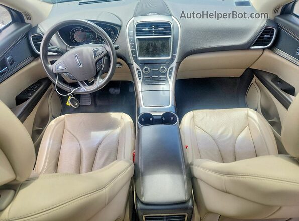 2LMPJ8LR8JBL19280 2018 LINCOLN MKX White Dashboard view