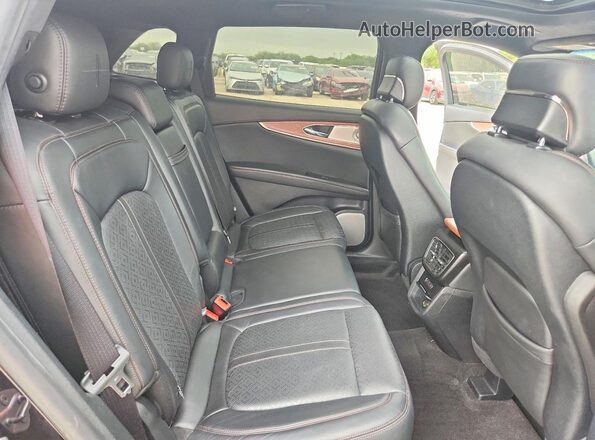 2LMPJ9JP2KBL41462 2019 LINCOLN NAUTILUS Черный Вид задних сидений