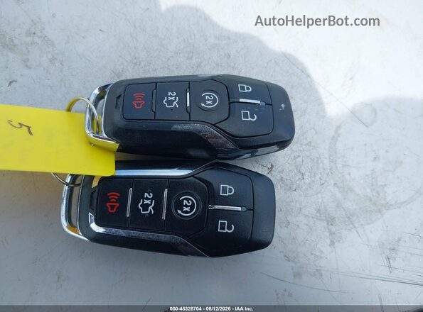 2LMTJ8LP7GBL45598 2016 LINCOLN MKX White წინა პანელის ხედი