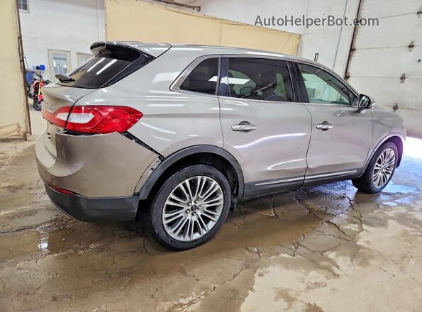 2LMTJ8LR4GBL54602 2016 LINCOLN MKX Желто-коричневый Задняя правая четверть