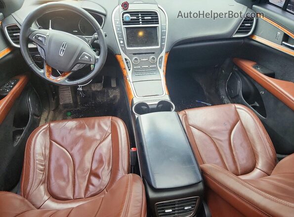 2LMTJ8LRXGBL50778 2016 LINCOLN MKX Черный Вид панели приборов
