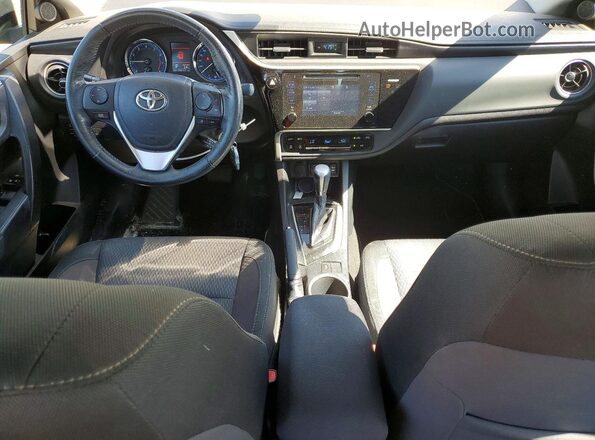 2T1BURHE0HC791357 2017 TOYOTA COROLLA Silver Vista del salpicadero