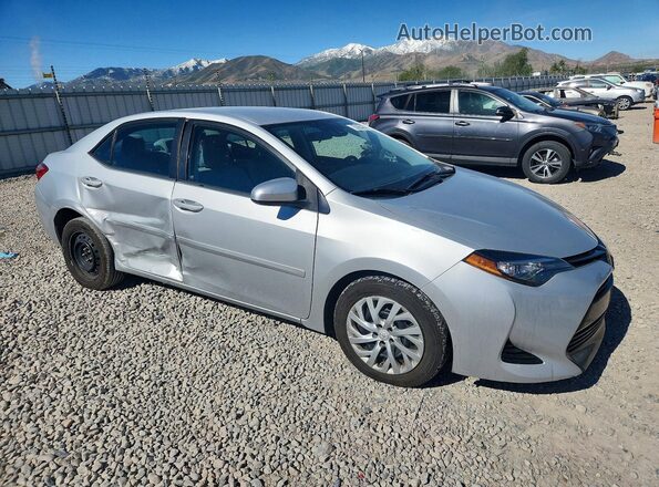 2T1BURHE0HC803894 2017 TOYOTA COROLLA Silver Przód prawy