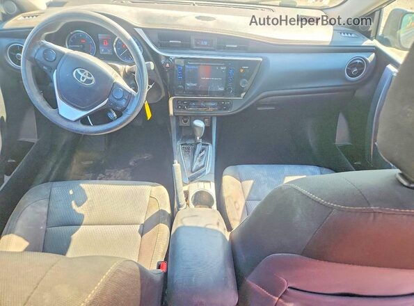 2T1BURHE0HC846258 2017 TOYOTA COROLLA Серебряный 