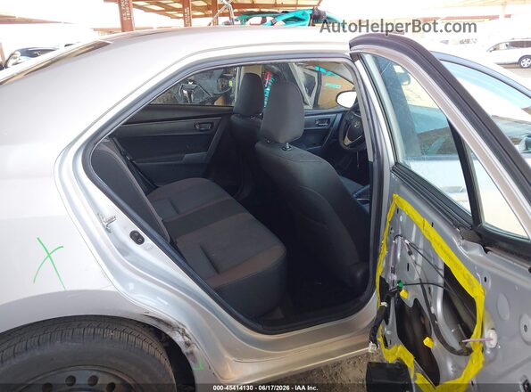 2T1BURHE0JC051006 2018 TOYOTA COROLLA Silver Widok naklejki z numerem VIN
