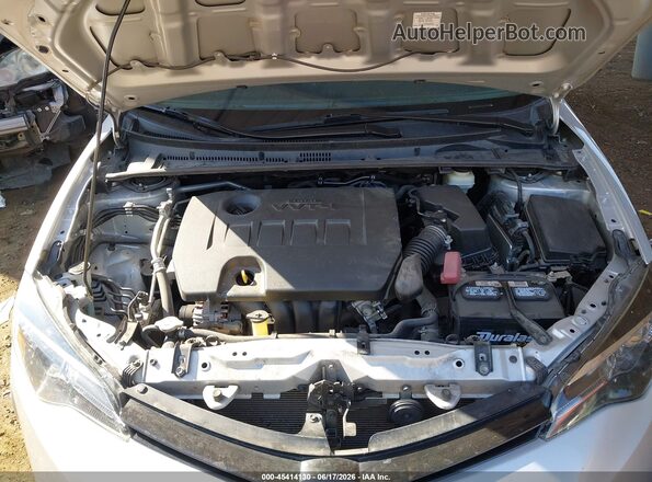 2T1BURHE0JC051006 2018 TOYOTA COROLLA Silver Widok z tyłu