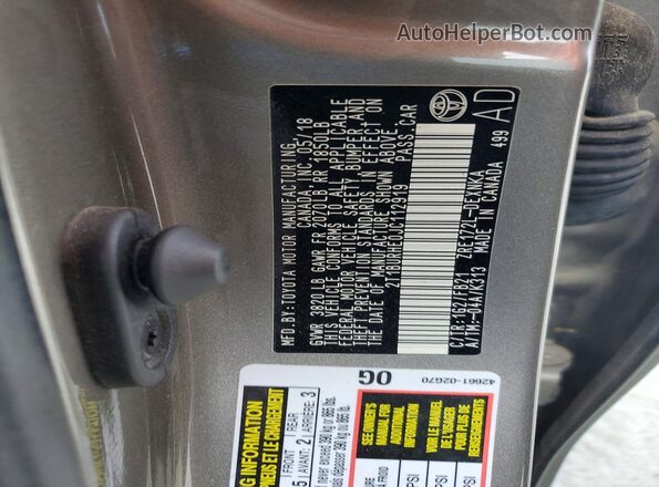 2T1BURHE0JC112919 2018 TOYOTA COROLLA Gray Вид підкапотного простору
