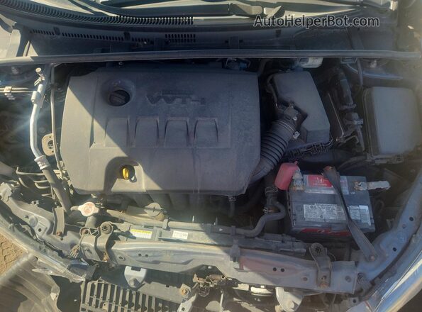 2T1BURHE0JC119076 2018 TOYOTA COROLLA Gray Rear interior view