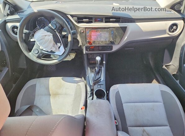 2T1BURHE0JC983030 2018 TOYOTA COROLLA Gray წინა პანელის ხედი
