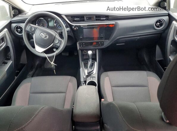 2T1BURHE0KC222953 2019 TOYOTA COROLLA Silver Вид панелі приладів