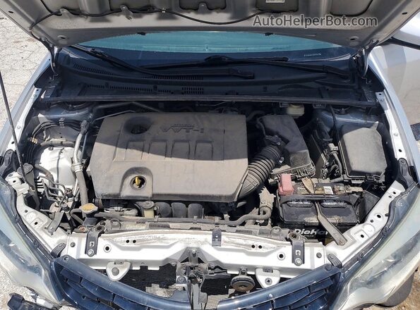 2T1BURHE1GC631437 2016 TOYOTA COROLLA Серебряный Вид задней части салона