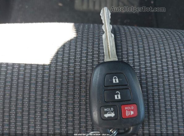 2T1BURHE1GC743039 2016 TOYOTA COROLLA Silver Dashboard view
