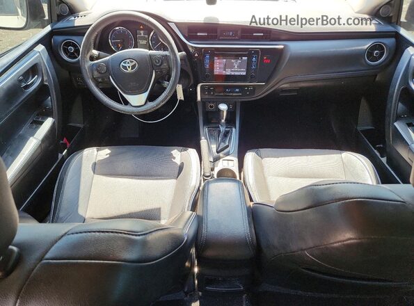 2T1BURHE1JC014529 2018 TOYOTA COROLLA Белый Вид панели приборов