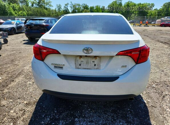 2T1BURHE1JC014529 2018 TOYOTA COROLLA Белый Вид сзади
