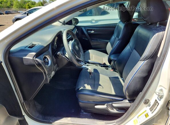 2T1BURHE1JC014529 2018 TOYOTA COROLLA Белый Вид салона спереди