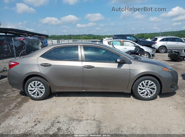 2T1BURHE1JC029788 2018 TOYOTA COROLLA Gray Widok wnętrza z tyłu