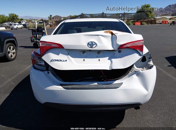 2T1BURHE1JC044565 2018 TOYOTA COROLLA Белый Вид спереди