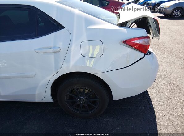 2T1BURHE1JC044565 2018 TOYOTA COROLLA Белый 