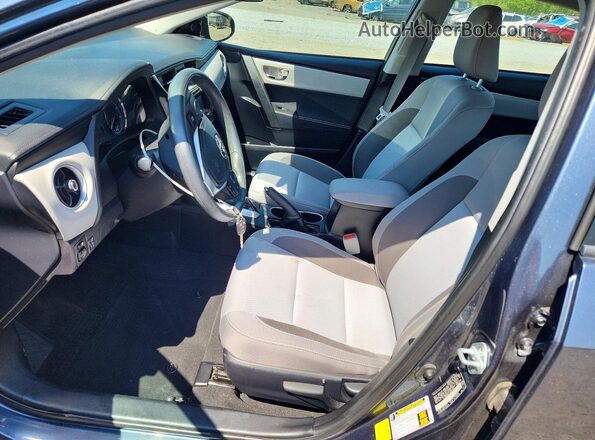 2T1BURHE1JC077646 2018 TOYOTA COROLLA Blue Front interior view