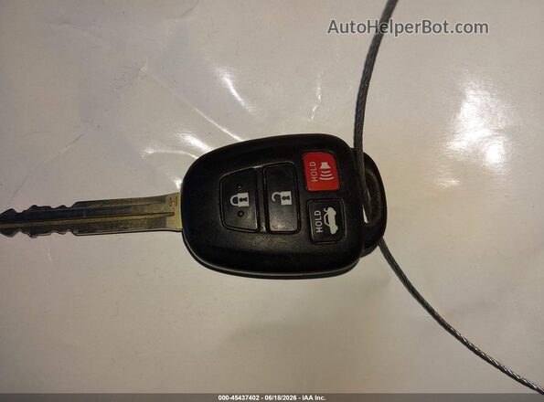 2T1BURHE1JC081146 2018 TOYOTA COROLLA Black Вид панелі приладів