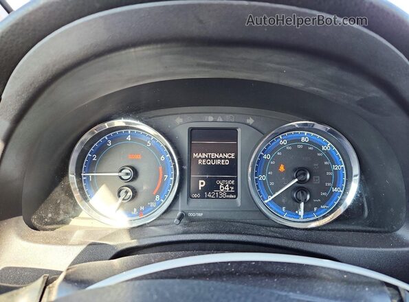 2T1BURHE1JC086010 2018 TOYOTA COROLLA Silver 