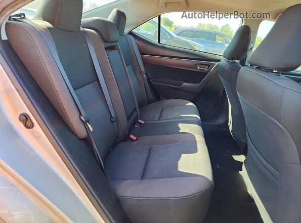 2T1BURHE1JC086010 2018 TOYOTA COROLLA Silver 