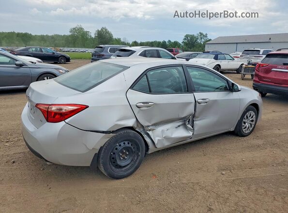 2T1BURHE1JC092017 2018 TOYOTA COROLLA Silver 