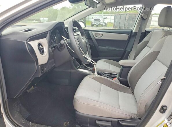 2T1BURHE1JC092017 2018 TOYOTA COROLLA Silver 