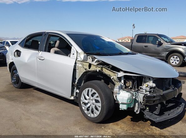 2T1BURHE1JC117868 2018 TOYOTA COROLLA Silver 