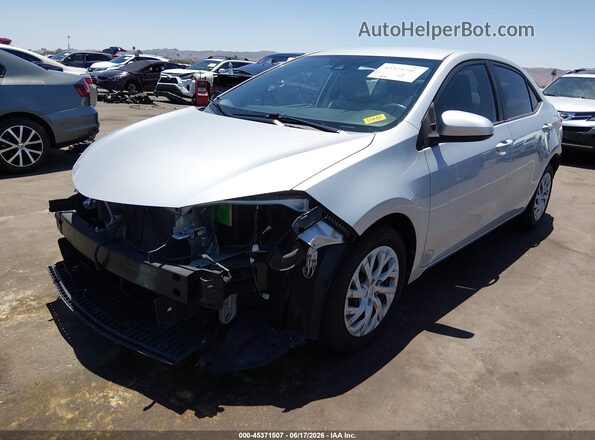 2T1BURHE1JC117868 2018 TOYOTA COROLLA Silver 