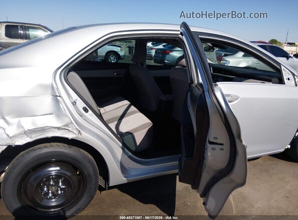 2T1BURHE1JC117868 2018 TOYOTA COROLLA Silver 