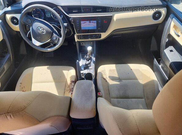 2T1BURHE1JC975695 2018 TOYOTA COROLLA Белый 