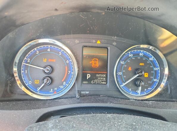 2T1BURHE1JC975695 2018 TOYOTA COROLLA Белый 