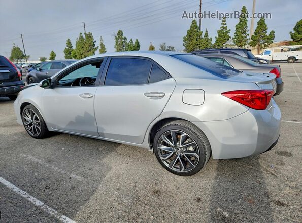 2T1BURHE1JC996790 2018 TOYOTA COROLLA Серебряный 