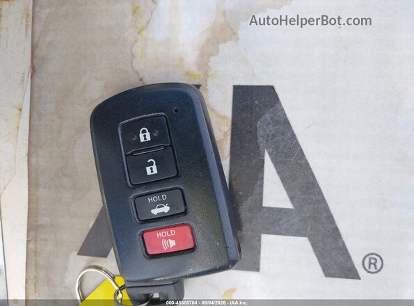 2T1BURHE2GC511386 2016 TOYOTA COROLLA White Вид панелі приладів