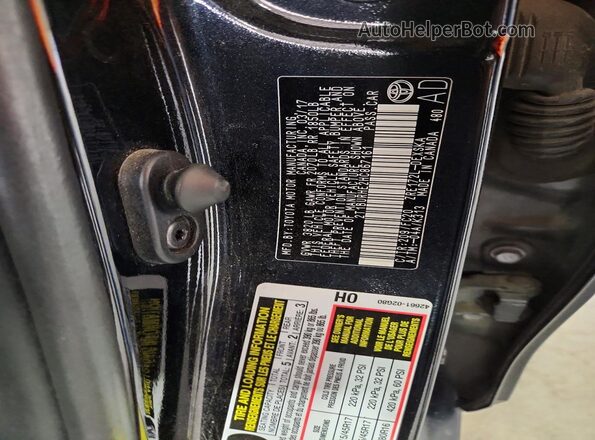 2T1BURHE2HC867161 2017 TOYOTA COROLLA Black Engine compartment view