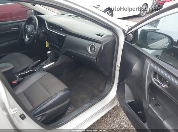2T1BURHE2HC924166 2017 TOYOTA COROLLA Silver Vista interior delantera