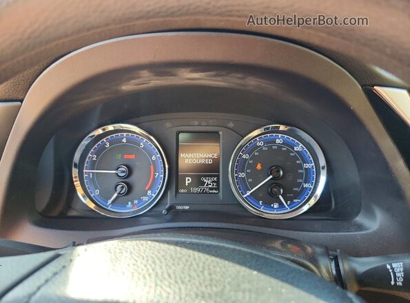 2T1BURHE2JC000655 2018 TOYOTA COROLLA Серый Вид щитка приборов