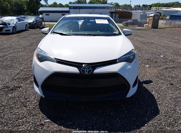 2T1BURHE2JC010439 2018 TOYOTA COROLLA White Widok wnętrza z tyłu
