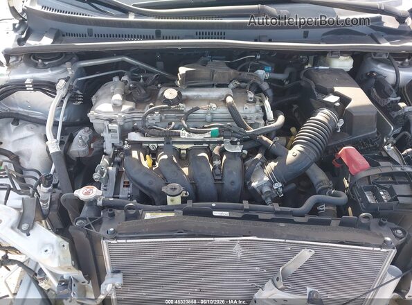 2T1BURHE2JC069703 2018 TOYOTA COROLLA Silver 