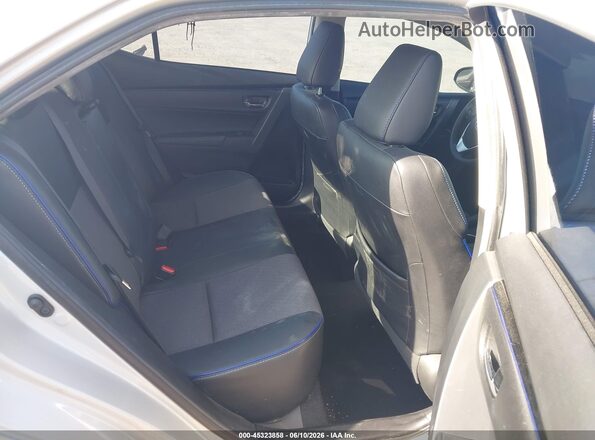 2T1BURHE2JC069703 2018 TOYOTA COROLLA Silver 