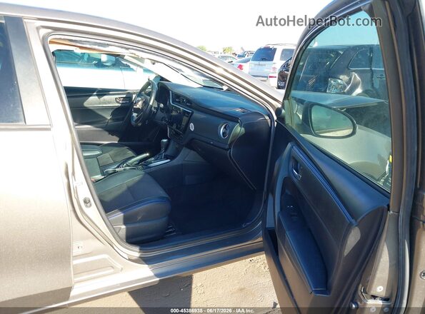 2T1BURHE2JC118981 2018 TOYOTA COROLLA Gray Front interior view