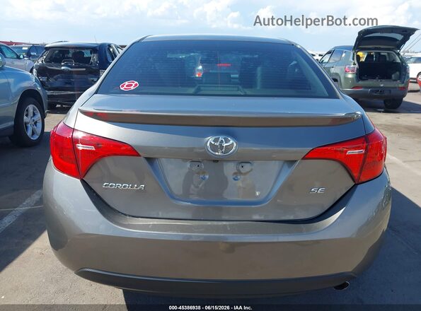 2T1BURHE2JC118981 2018 TOYOTA COROLLA Gray 