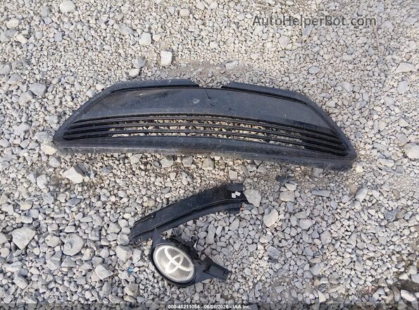 2T1BURHE2JC964897 2018 TOYOTA COROLLA Silver Instrument cluster view