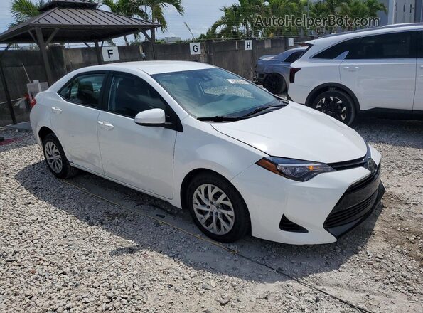 2T1BURHE2JC975298 2018 TOYOTA COROLLA White 