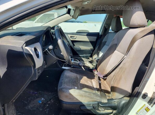 2T1BURHE2JC991811 2018 TOYOTA COROLLA White Front interior view